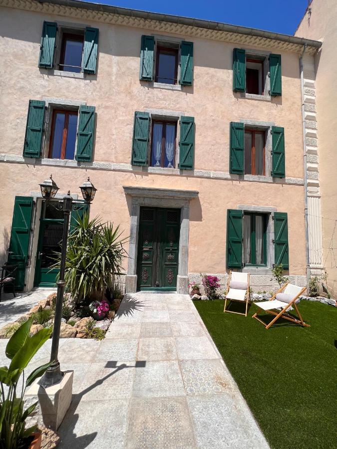 Bed and Breakfast Les Baroudeurs De Saint Jean Exterior foto